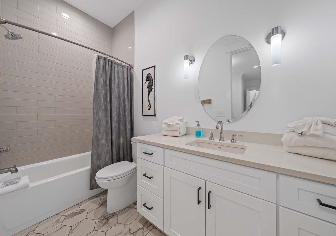 Ensuite bathroom for guest bedroom 3