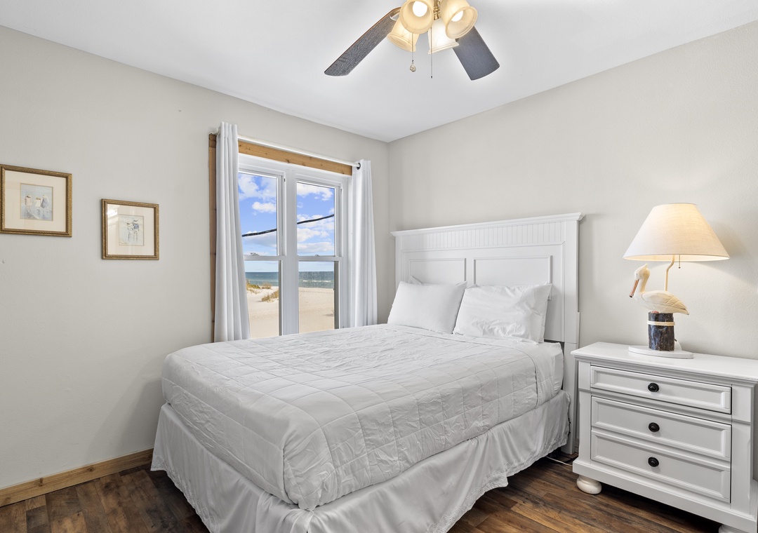 Bedroom 2 with queen bed