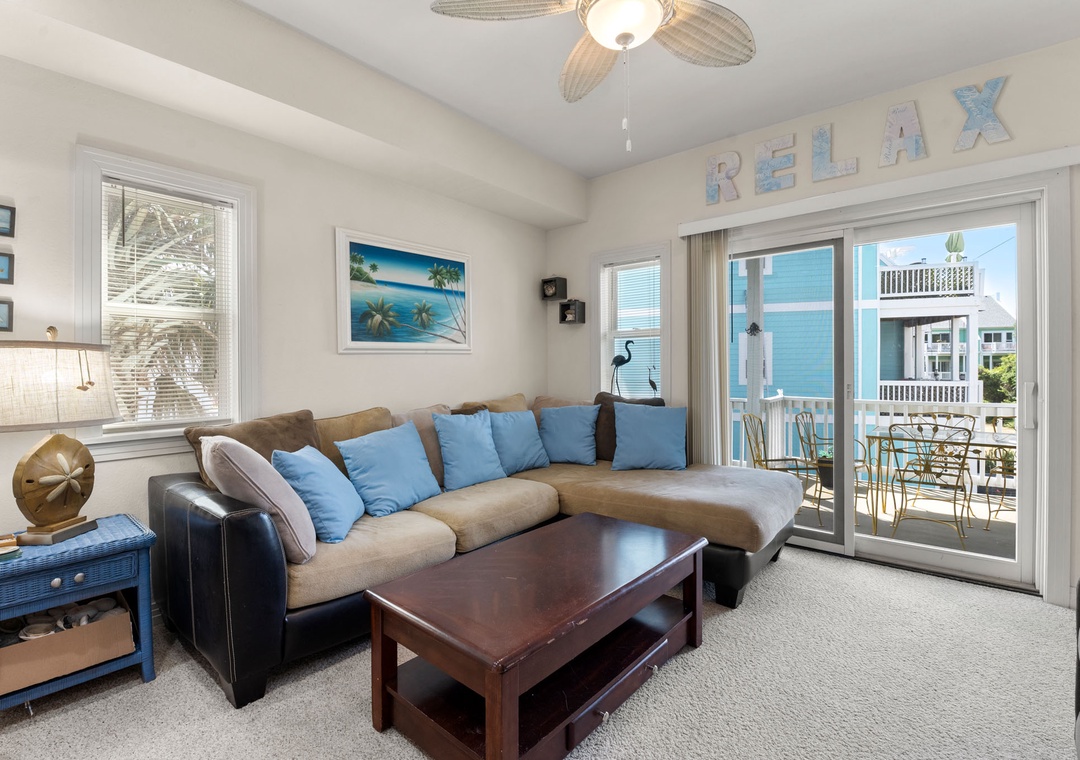 BB303A: Bermuda Bay 303A | Level 2 Living Area