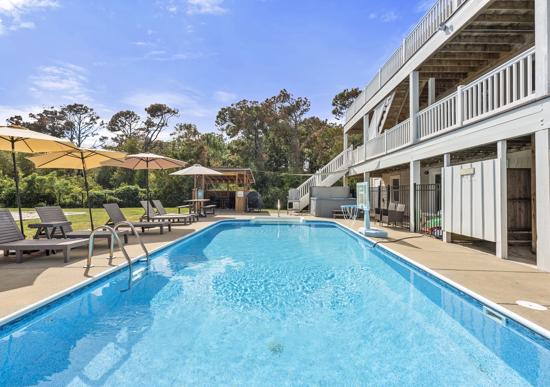 OH92: Banks Retreat | Pool Area