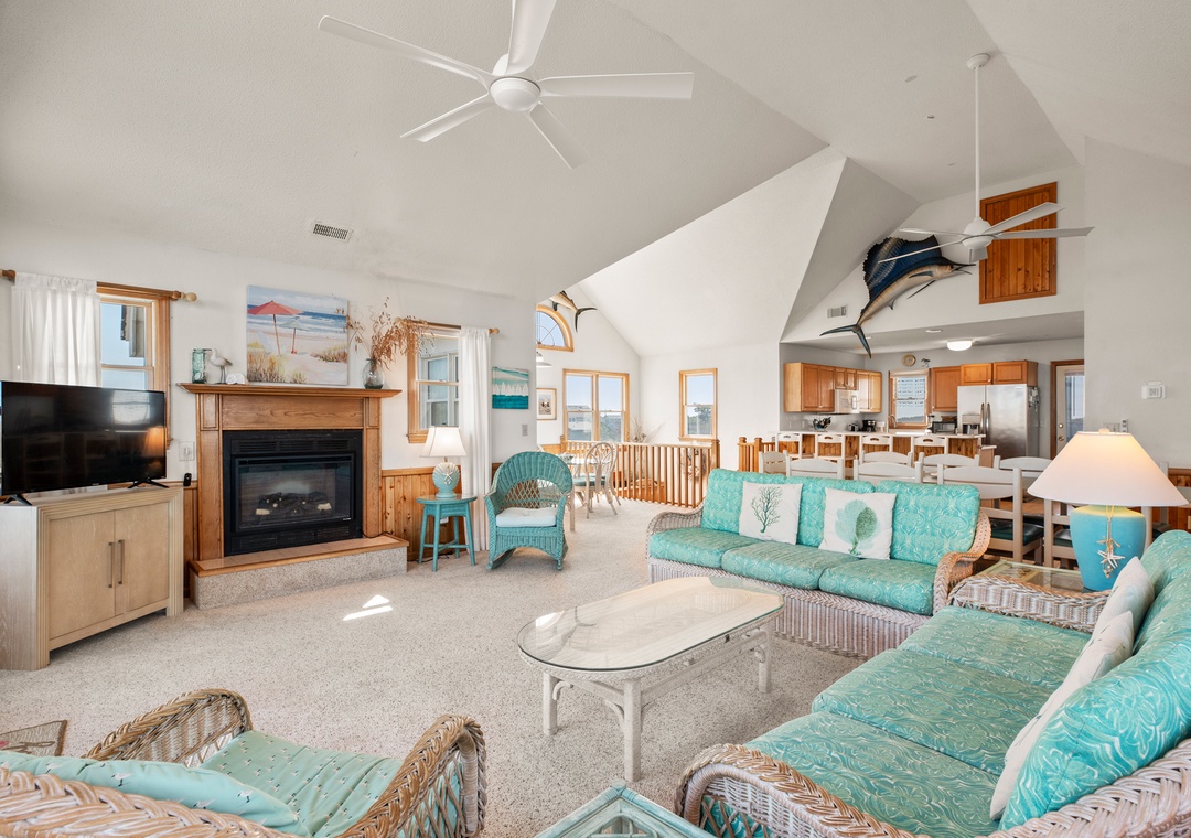 Peterson | Top Level Living Area