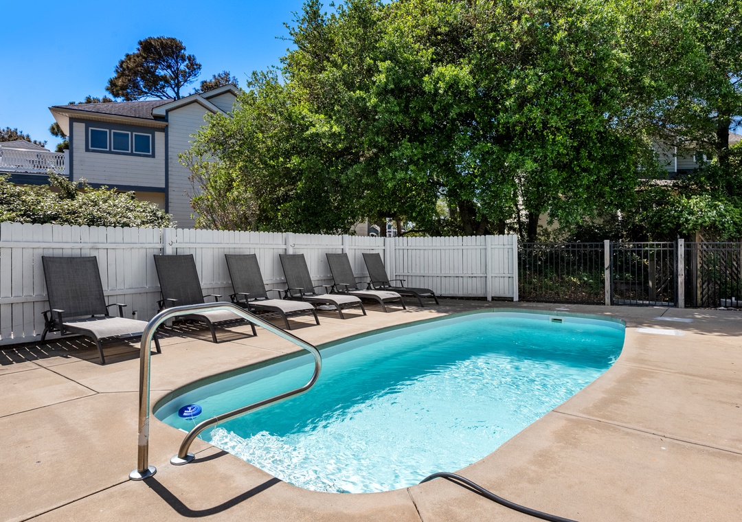 M873: Palais de Antibes | Private Pool Area
