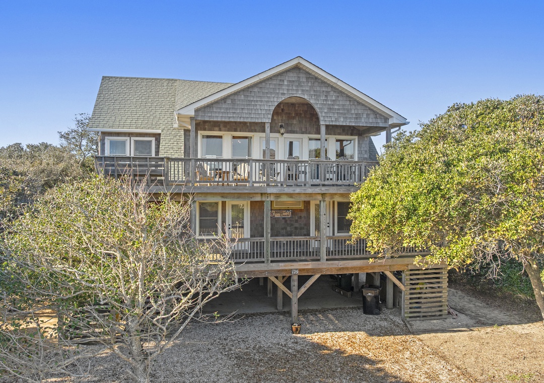 DU915: Boots to Beach