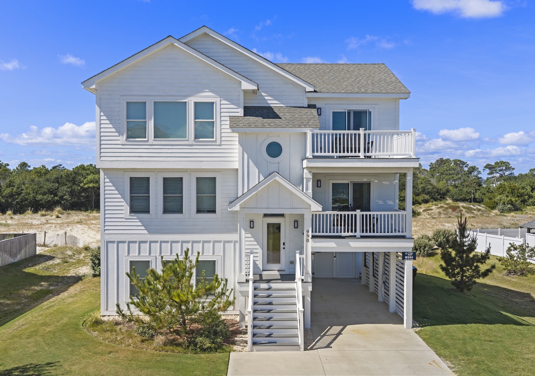M990: BEAK n Breeze (formerly North Harbor View Haven) | Photo 1
