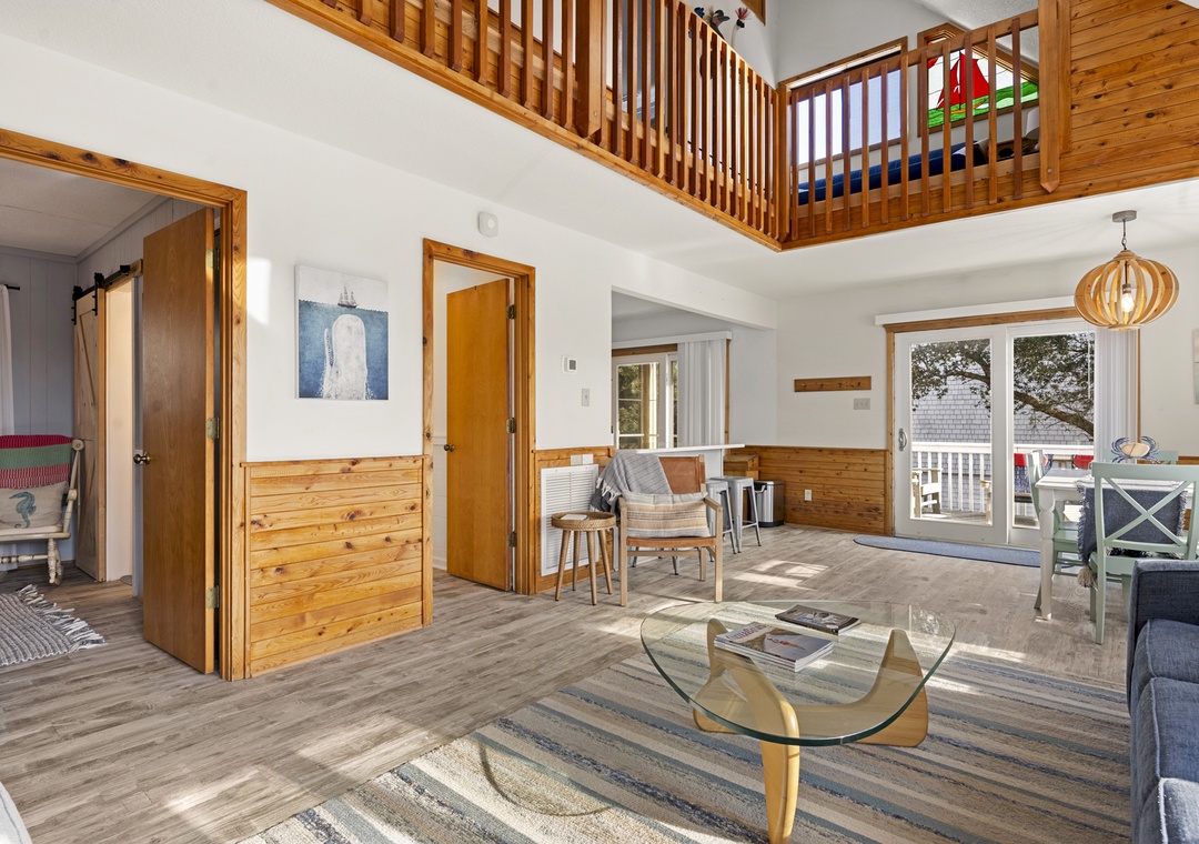 DU309: Serenity Now | Mid Level Living Area