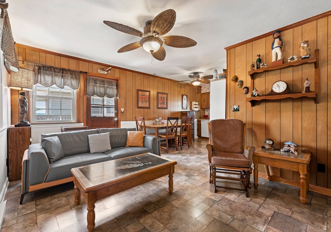 Sea Bird | Living Area