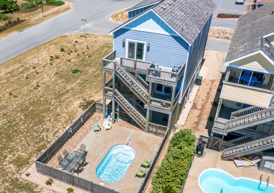 SAND1: Endless Summer | Back Exterior