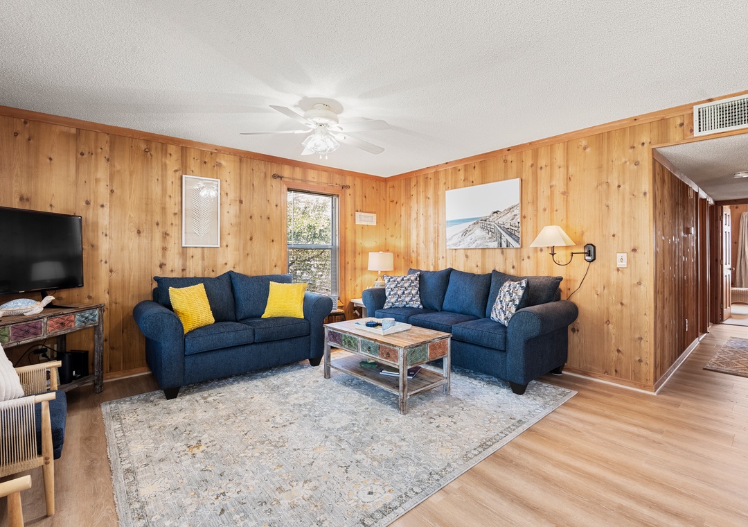 ISC1: Happy Ours | Living Area