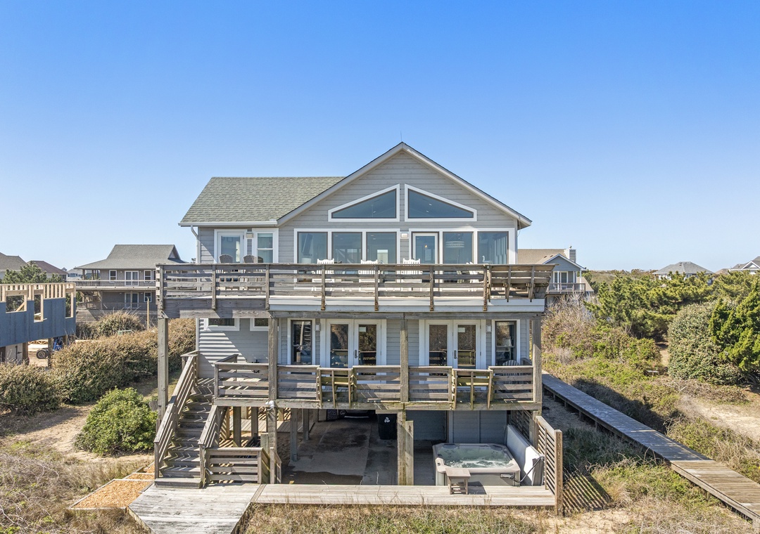 DU917: Making Memories | Rear Exterior