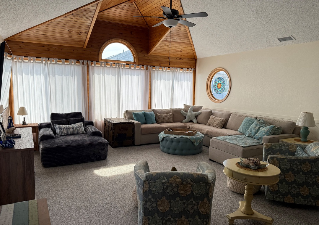 OSI17: Pirate Willy's - Living Room