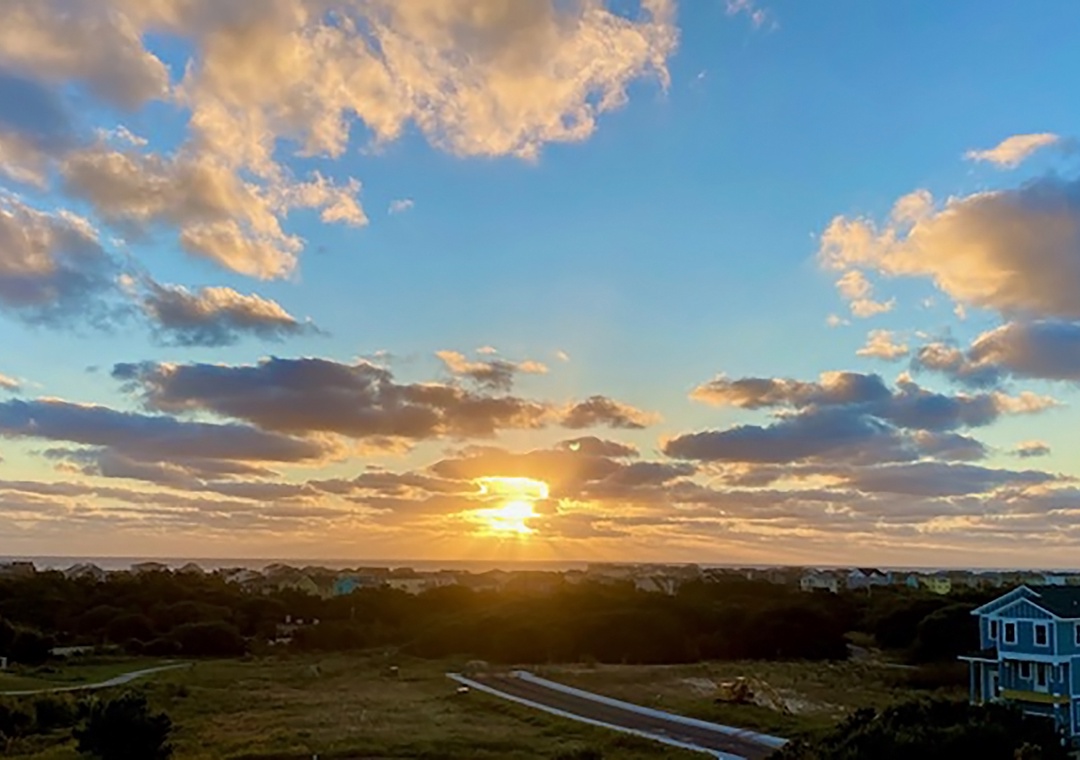 WR4O: A Pointe Of View | Sunrise View