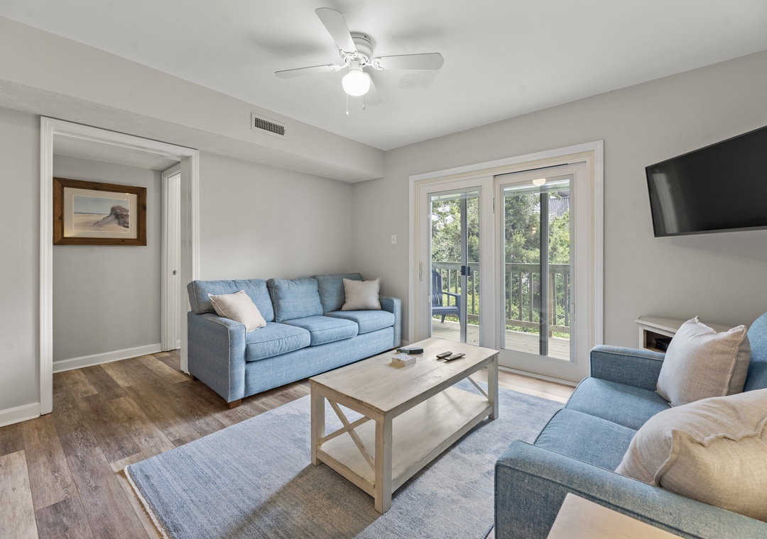 OSF12: The Hawk's Nest | Living Area