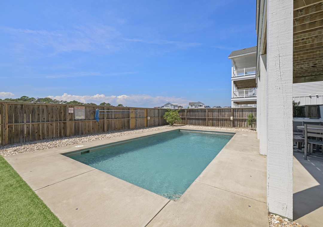Shore Thing | Pool Area
