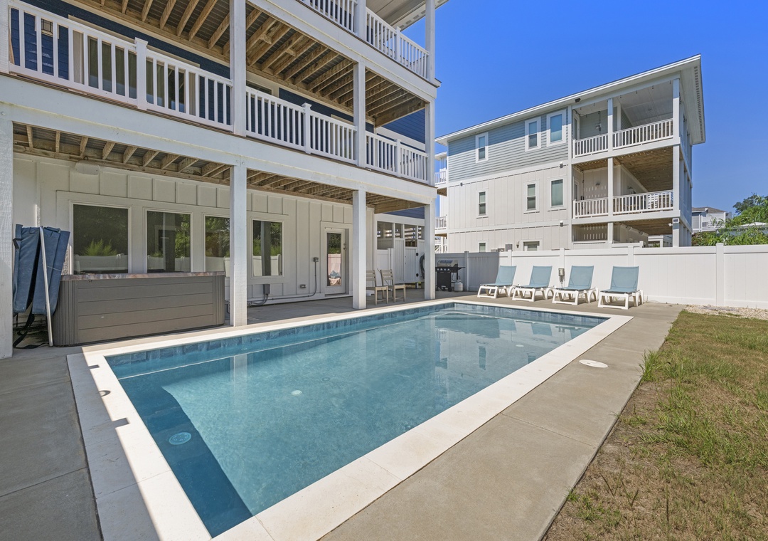 Corolla Cottage | Pool Area