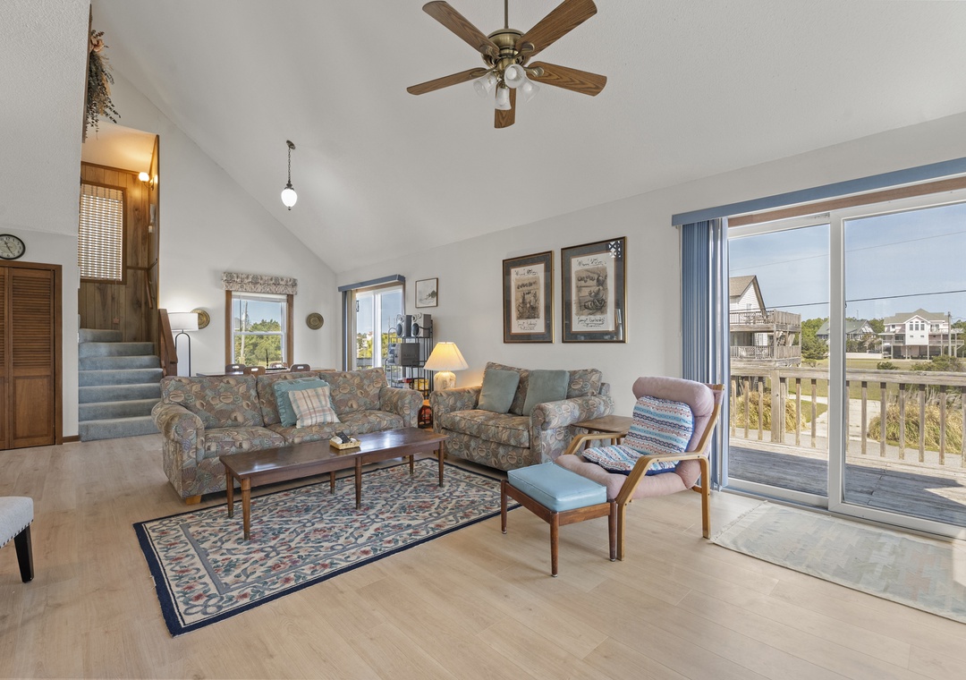 HIWA02: Just Beachy | Mid Level Living Area