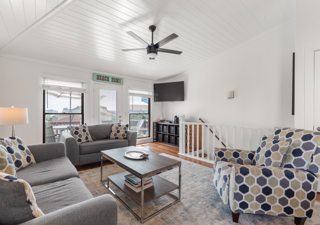 Sea Dunes D1 | Top Level Living Area