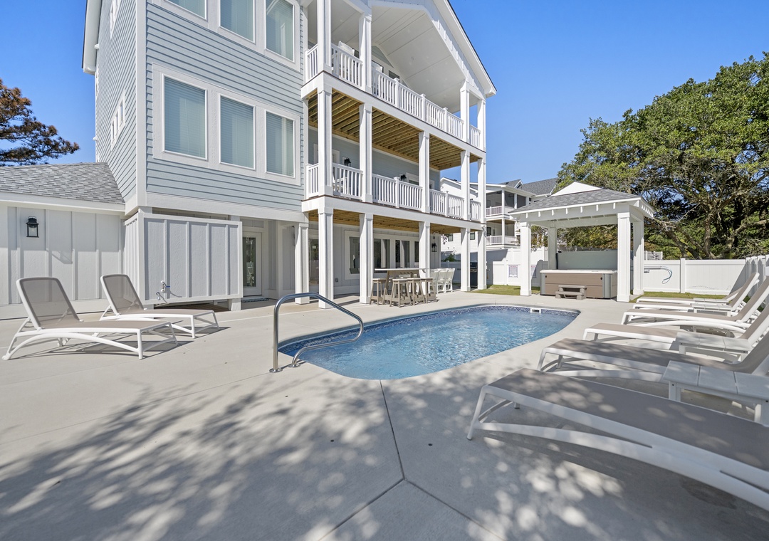 Serendipity | Private Pool Area