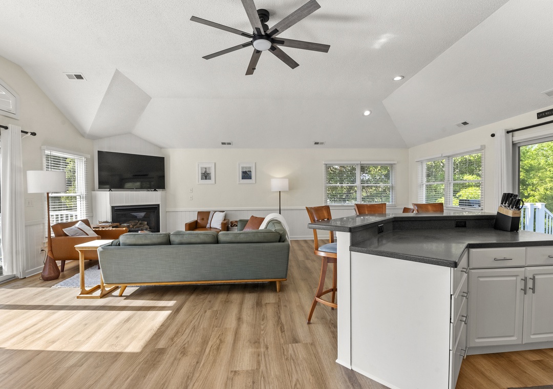 SH258: Moon Jelly Manor | Top Level Overview