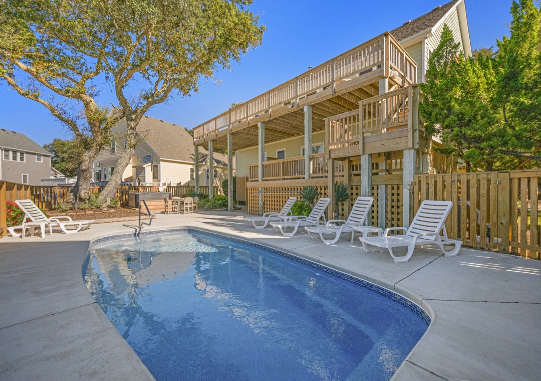 MB23: Birdie I Private Pool Area