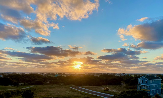 WR4O: A Pointe Of View | Sunrise View