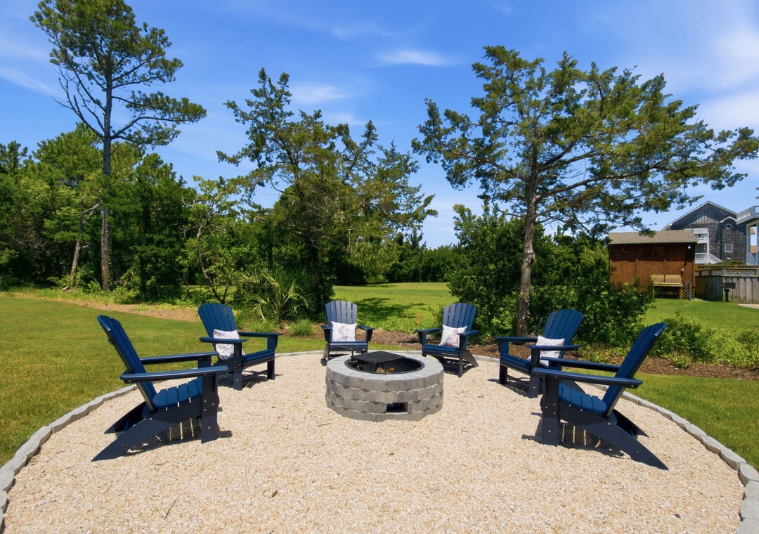Waterwoman's Oasis | Fire Pit