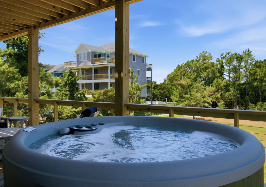 Waterwoman's Oasis | Hot Tub