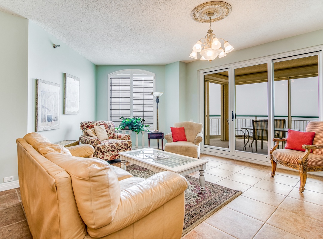 Beach Colony Tower PH2B (17B)