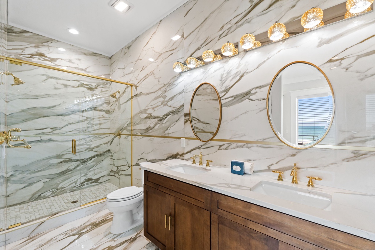 44-web-or-mls-FDP07104