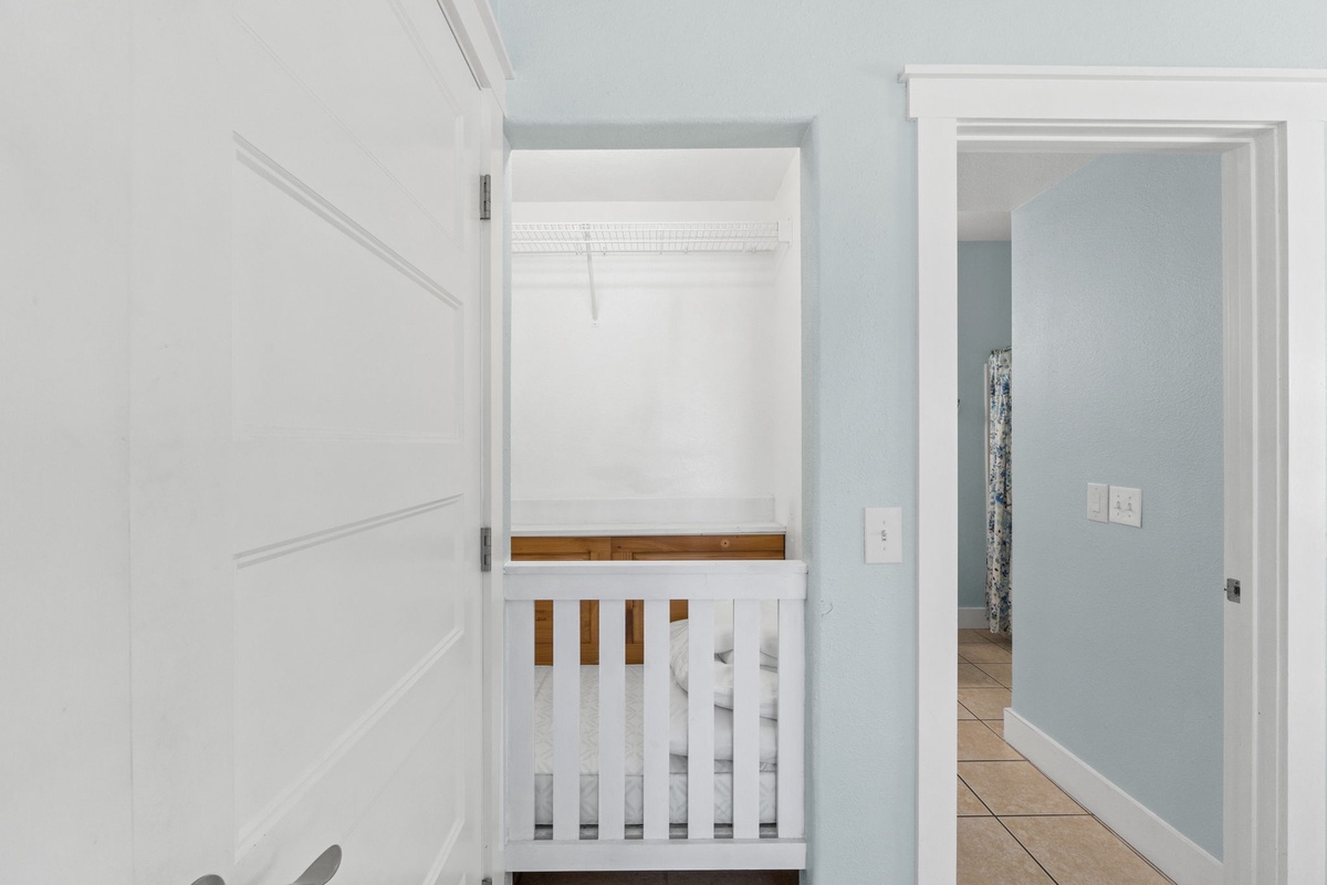 This clever closet with built-in crib space means you can keep your little one close while maximizing every square foot of your family-friendly retreat.
