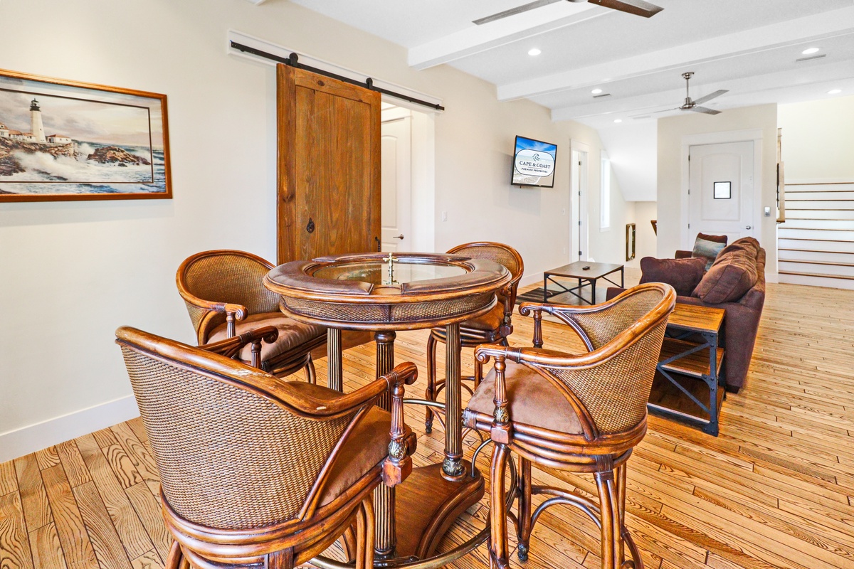 lounge areat floor 1