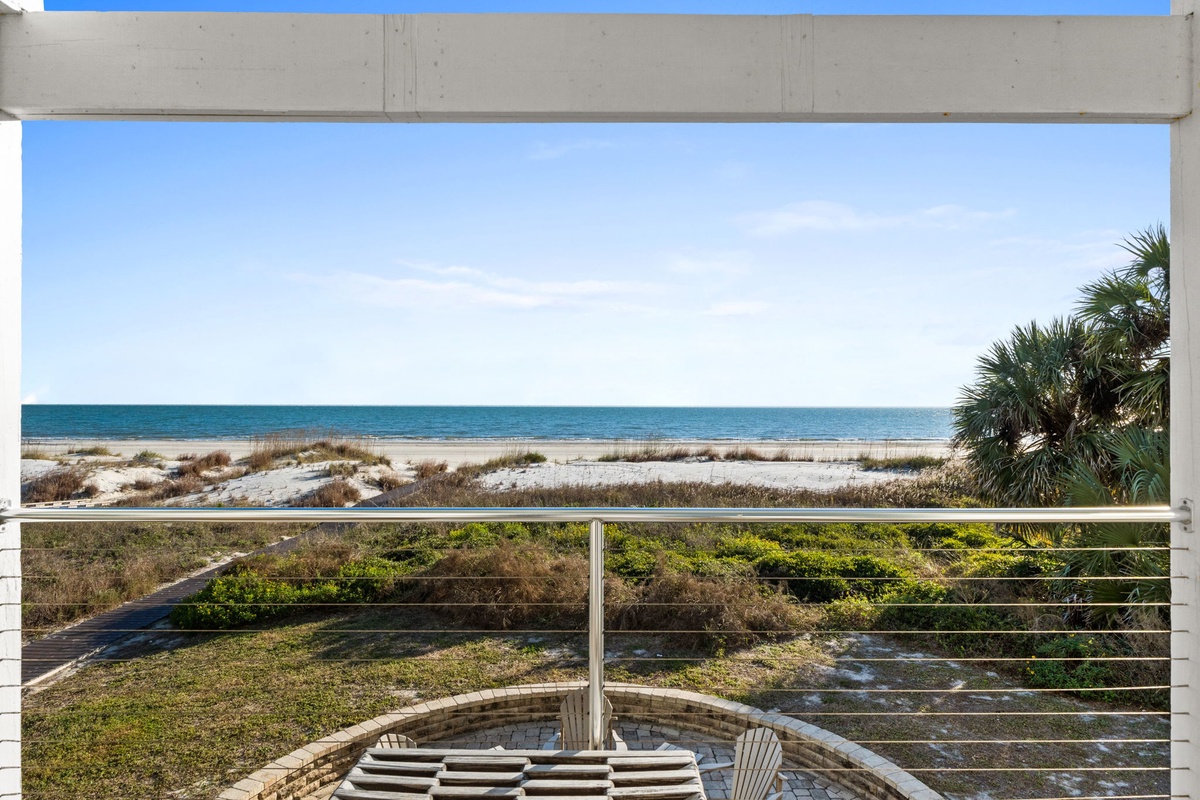 Wake up to stunning oceanfront views from your private balcony, where morning coffee meets endless sea horizons and coastal breezes.