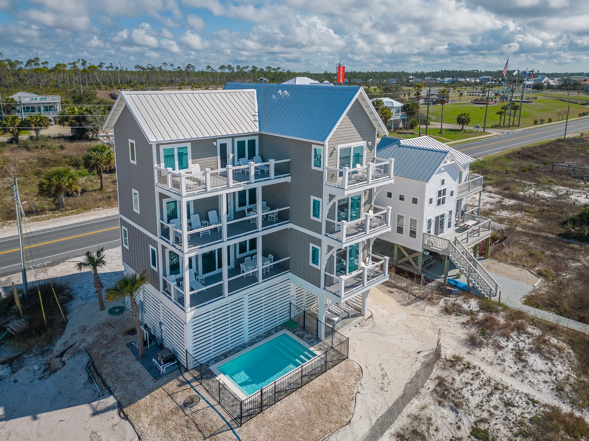 Gin and Tonic Cape and Coast-6