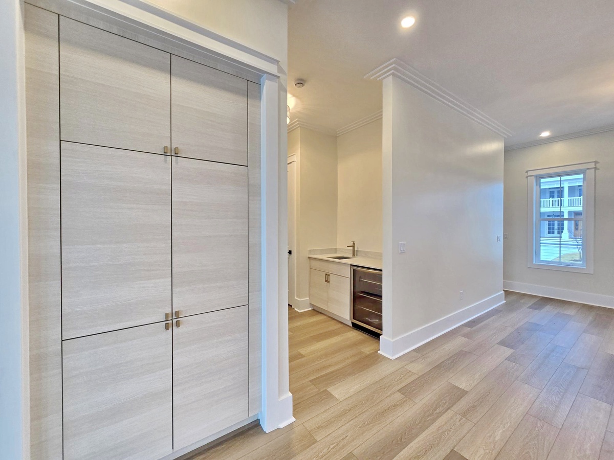 Step into your bright, modern space with sleek built-in storage and a stylish kitchenette - perfect for organizing your belongings and preparing light meals.