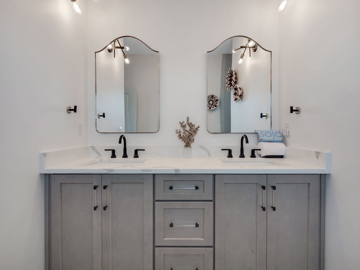 1-web-or-mls-P4722810