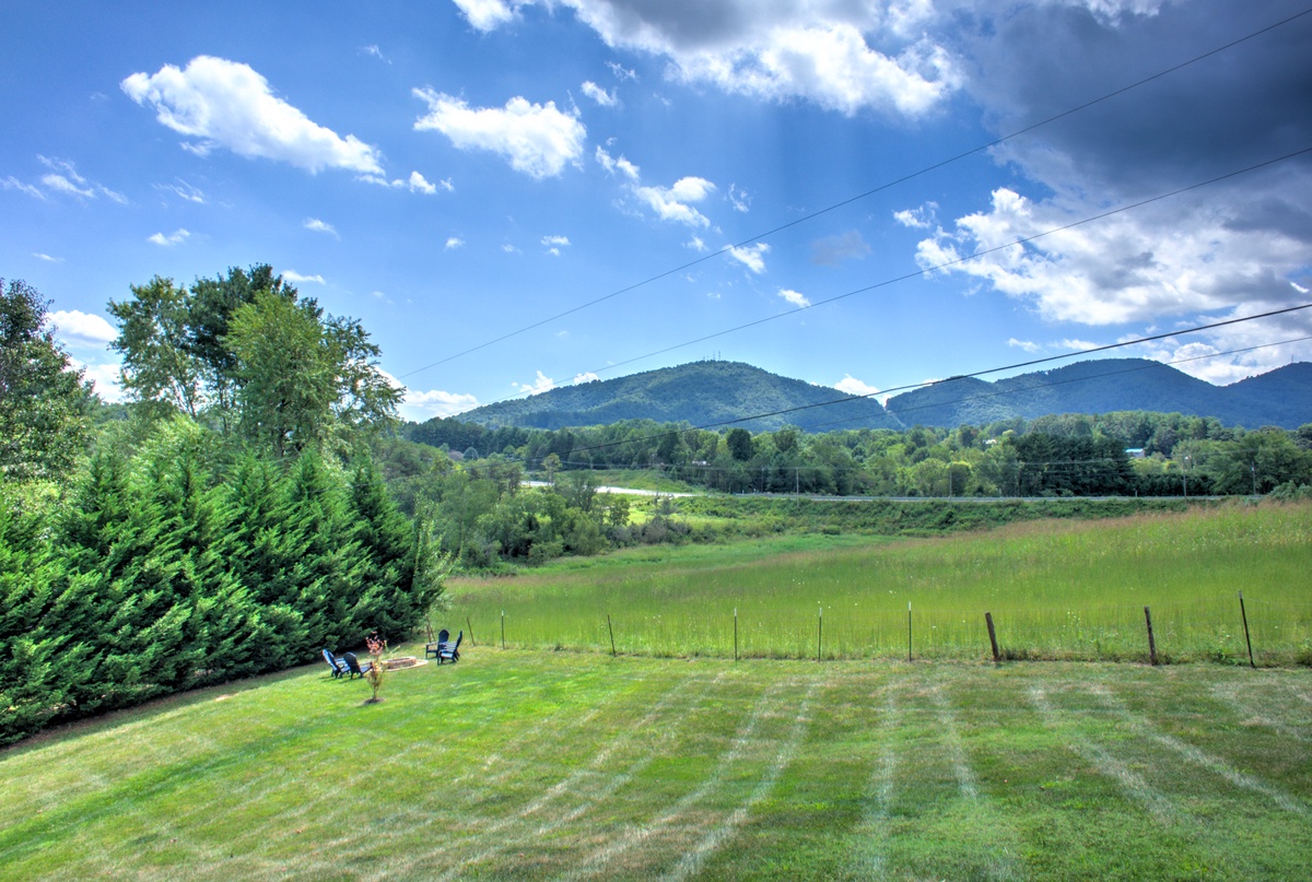 Enjoy the Mountain Views & Expansive Lawn