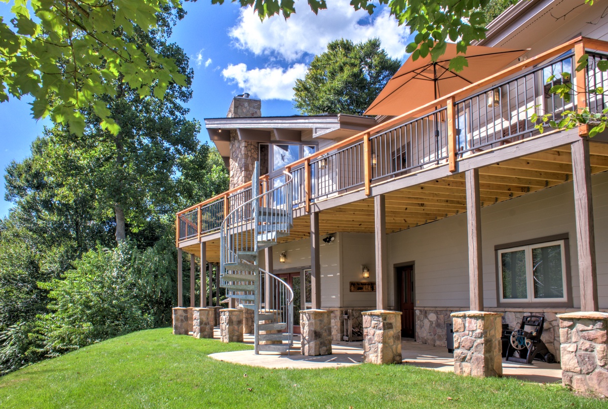 High Top Mountain Retreat