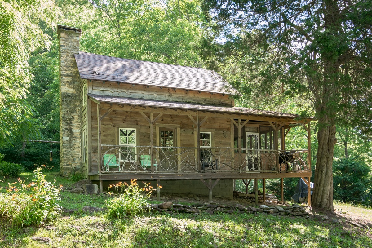 Doggett Cabin