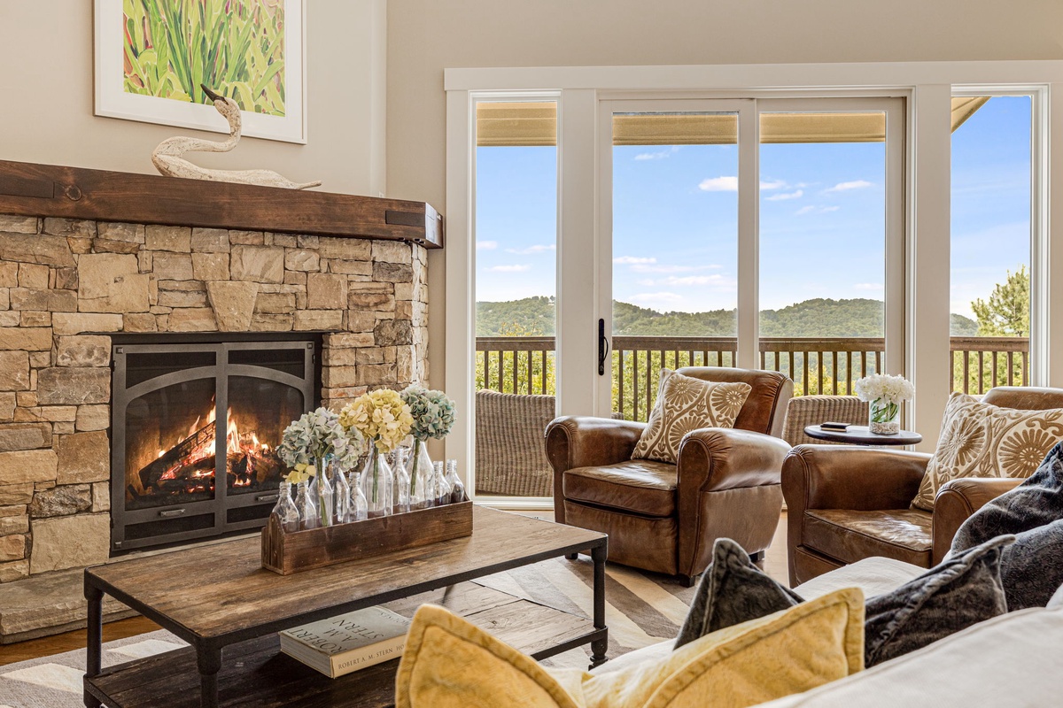 Living Area w/ Gas Fireplace & Year-Round Mountain Views