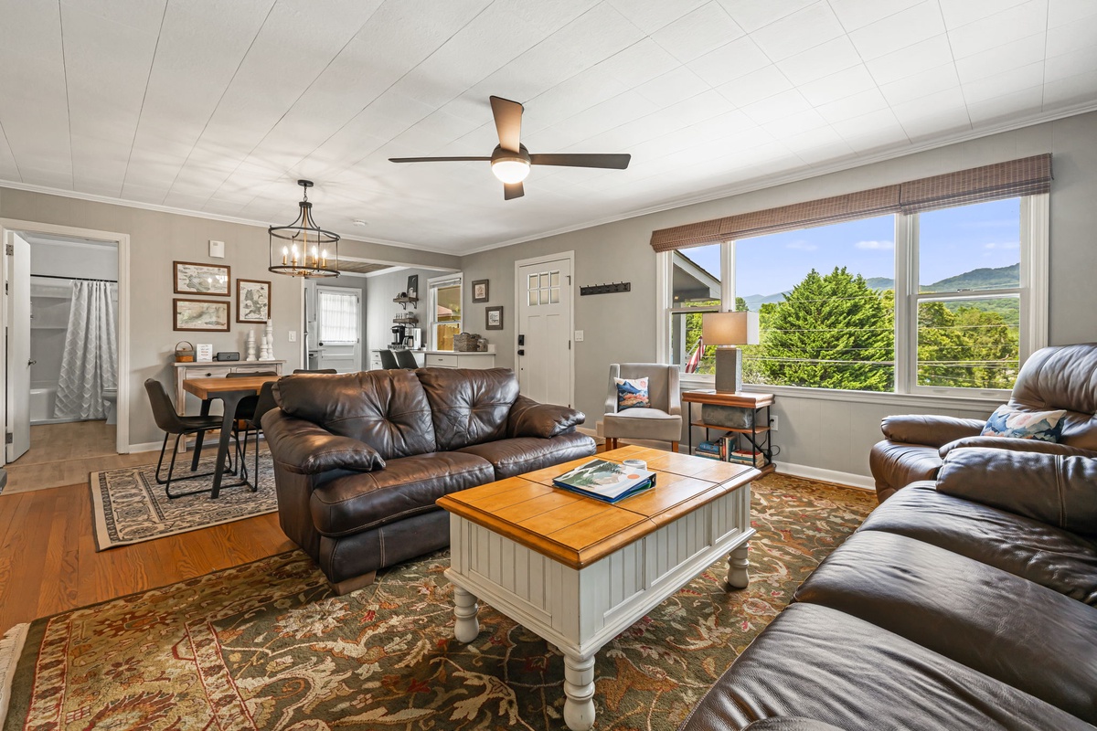 Mountain View Cottage