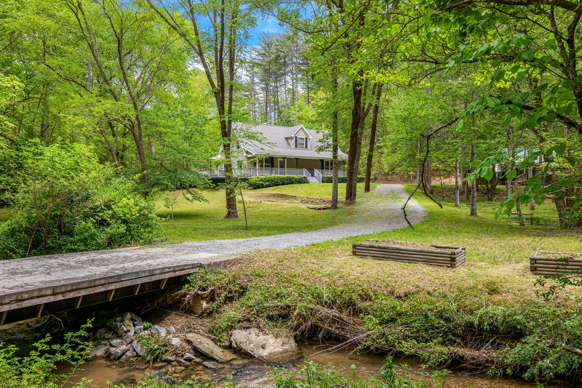 Pleasant Grove Hideaway