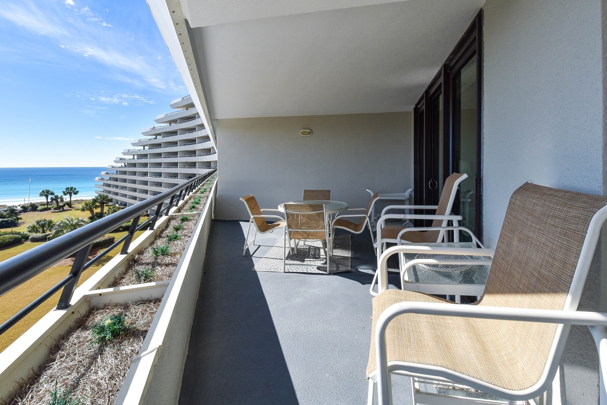 Edgewater 601- Balcony