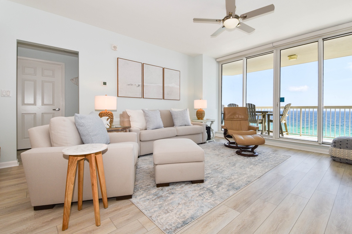 Silver Beach Towers W902