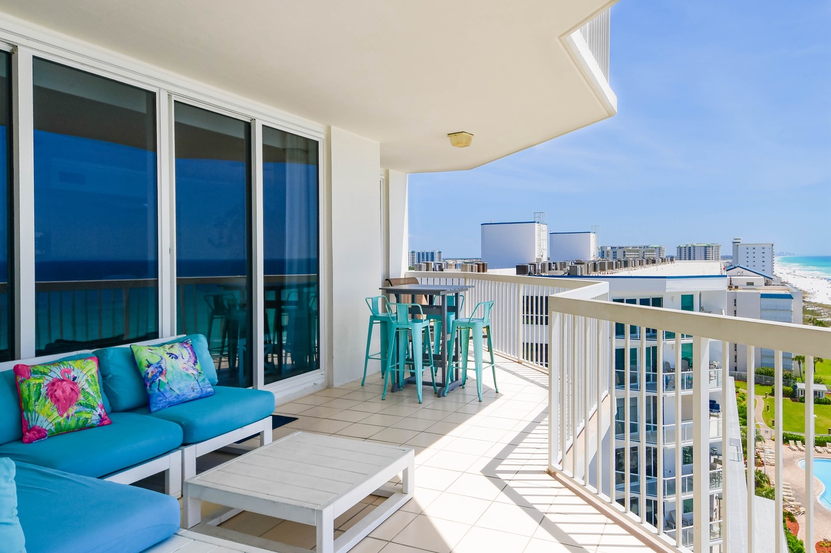 Silver Beach Towers East 1001 - Balcony