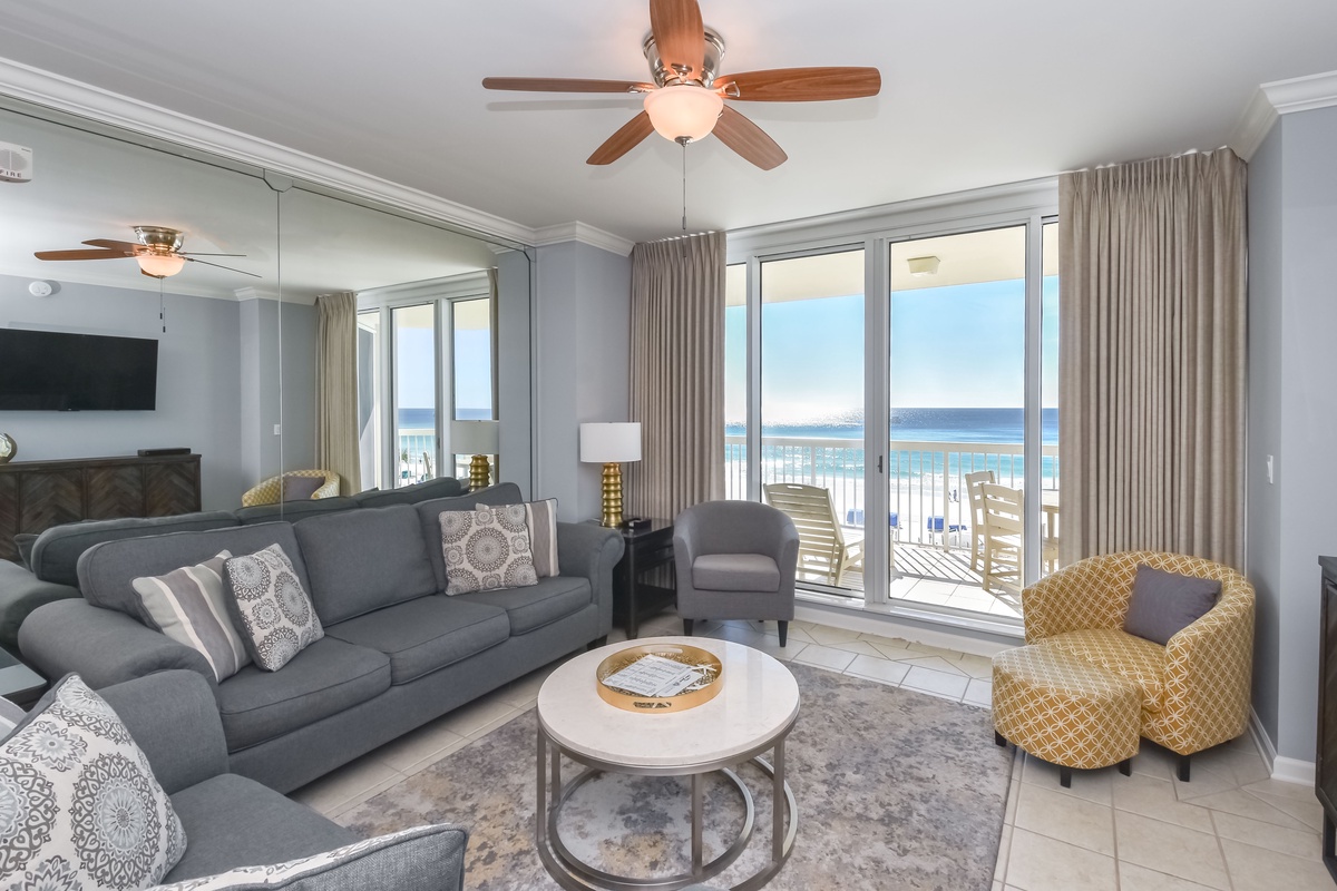 Silver Beach Towers W402