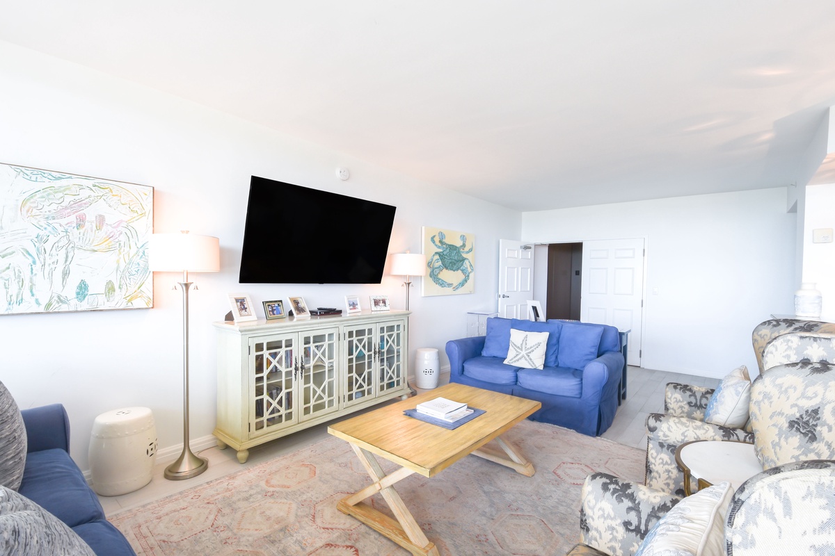 Silver Shells St. Maarten 305- Living Area