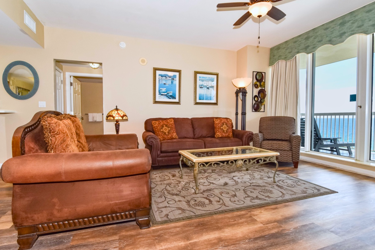 Silver Beach Towers E1502