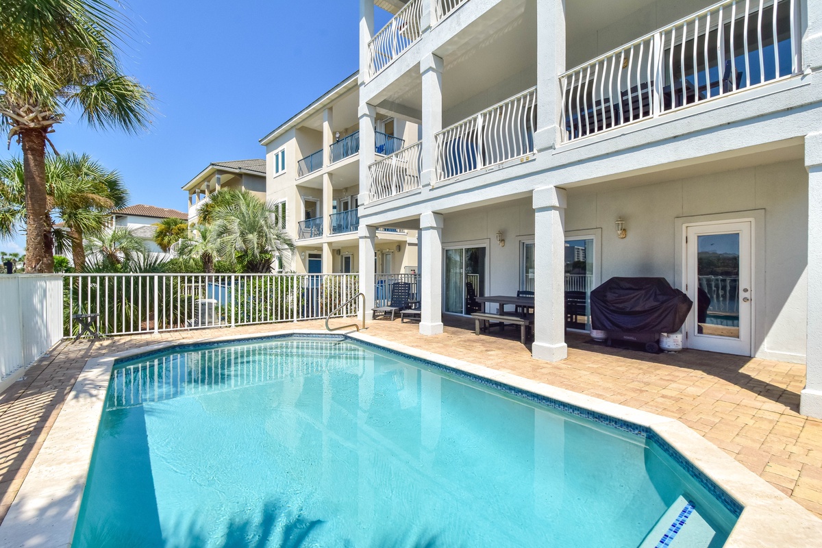 Bella Luna - Private Pool and Patio