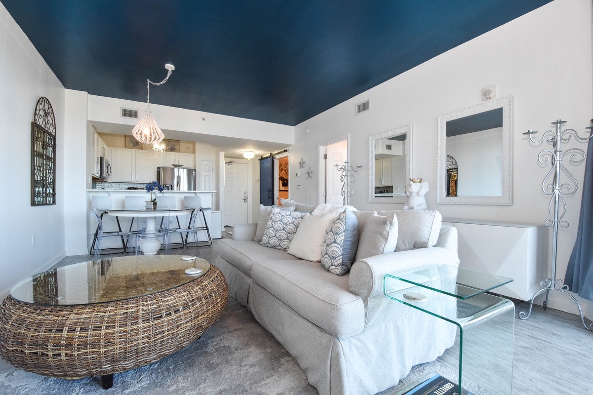 The Palms of Destin 21004 Junior