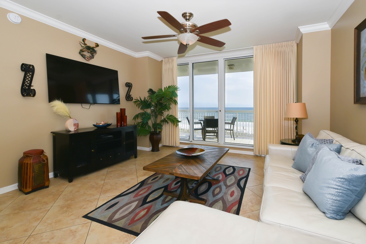 Silver Beach Towers East 305- Living Area