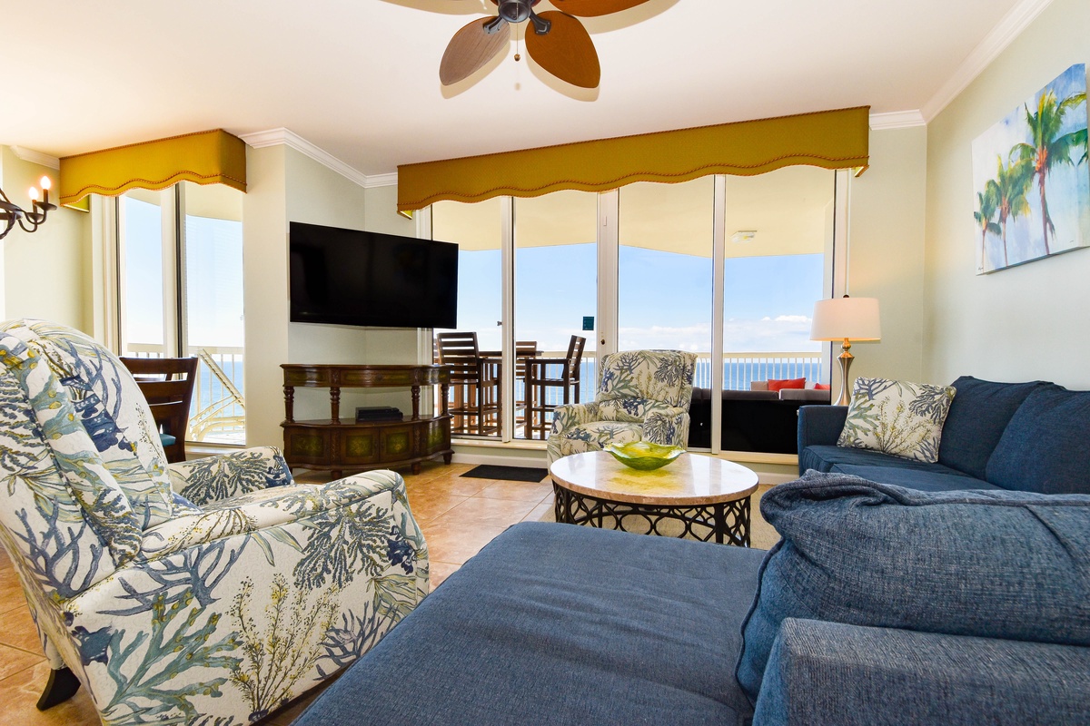 Silver Beach Towers East 1501 - Living Room